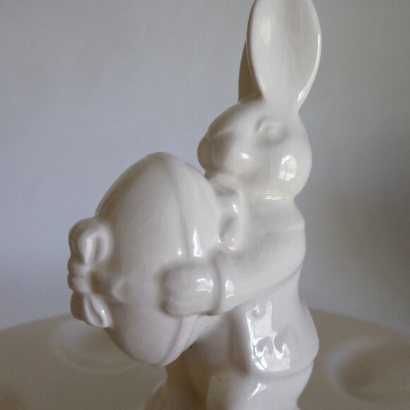 NEW VINTAGE CERAMIC EASTER BUNNY RABBIT WHITE DEVILED EGG SERVING DISH PLATE - Picture 12 of 13